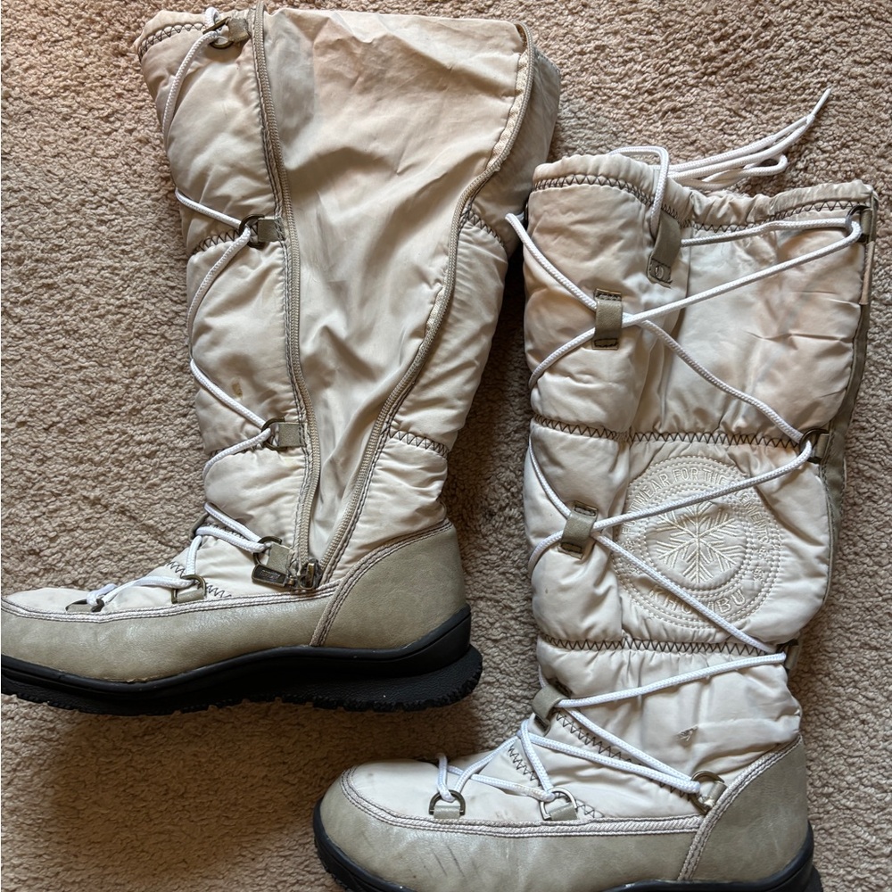 Khombu Cream Winter water resistant snow Boots for Women size 7